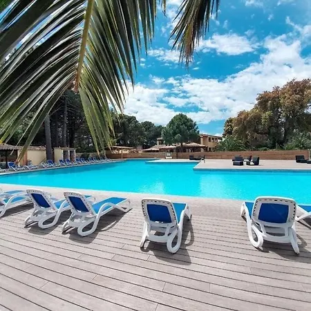 Maison Proche 7 Personnes Cala Rossa Apartment *